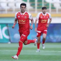 شماره ۱۰، خط خورده بزرگ پرسپولیس