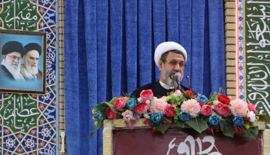 امام‌جمعه کرمان: امروز همه باید پشتیبان جبهه مقاومت باشیم