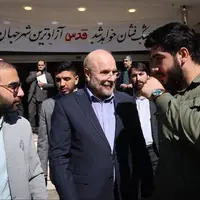 عکس/ گپ و گفت قالیباف و دانشجویان در حاشیه نشست بسیج دانشجویی 