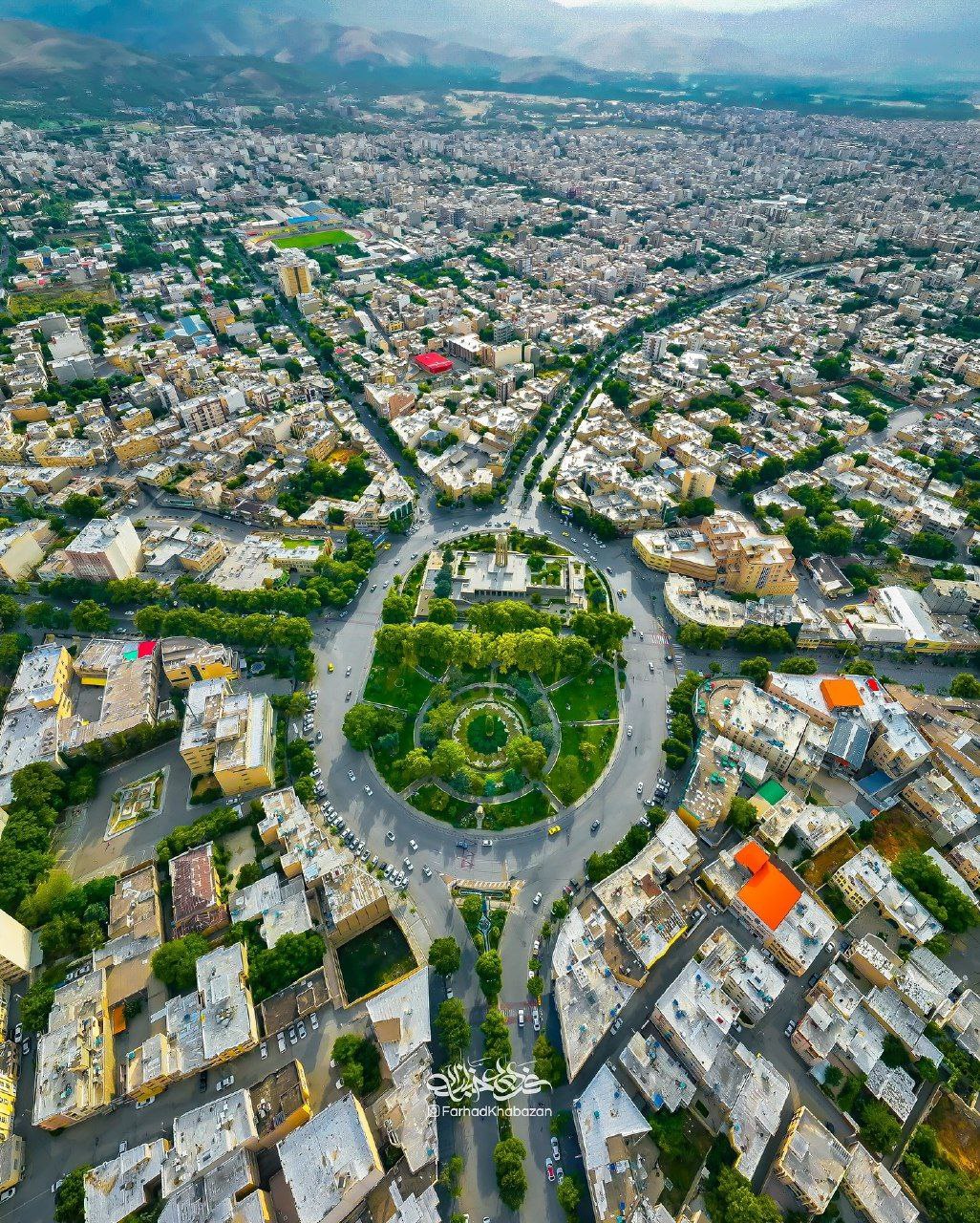 میدان ابوعلی سینا در همدان