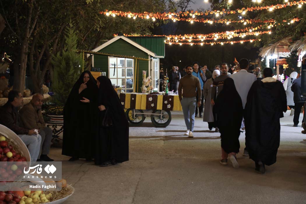 عکس/ جشنواره طعم و رنگ پاییز در مشهد