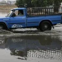 لایروبی شبکه فاضلاب در نقاط بحرانی شادگان در حال اجرا است