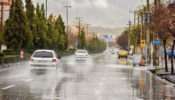 بارش شدید باران و برف در راه تهران