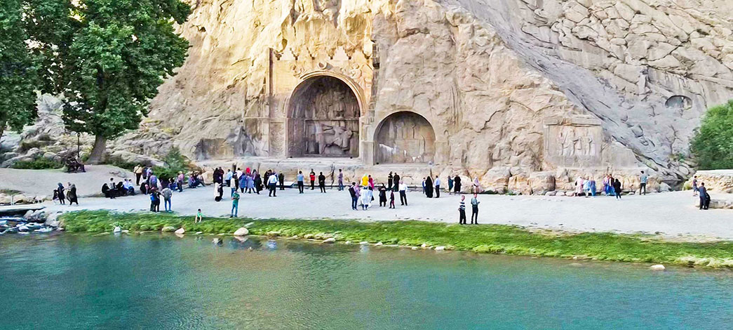 مجموعه‌‌ ارزشمند طاقِ‌ بستان