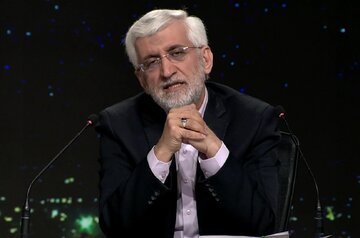 جلیلی: شعار می‌دادند هم سانتریفیوژ بچرخد هم اقتصاد؛ نتیجه این شد