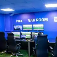 دیدار چادرملو و ملوان با VAR