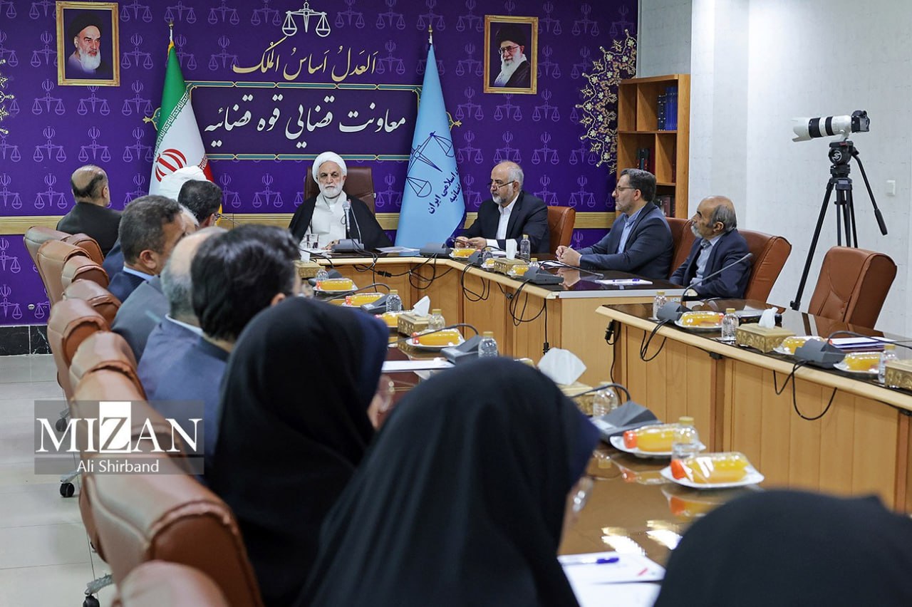 بازدید حجت‌الاسلام‌ والمسلمین محسنی اژه‌ای از معاونت قضایی قوه قضاییه