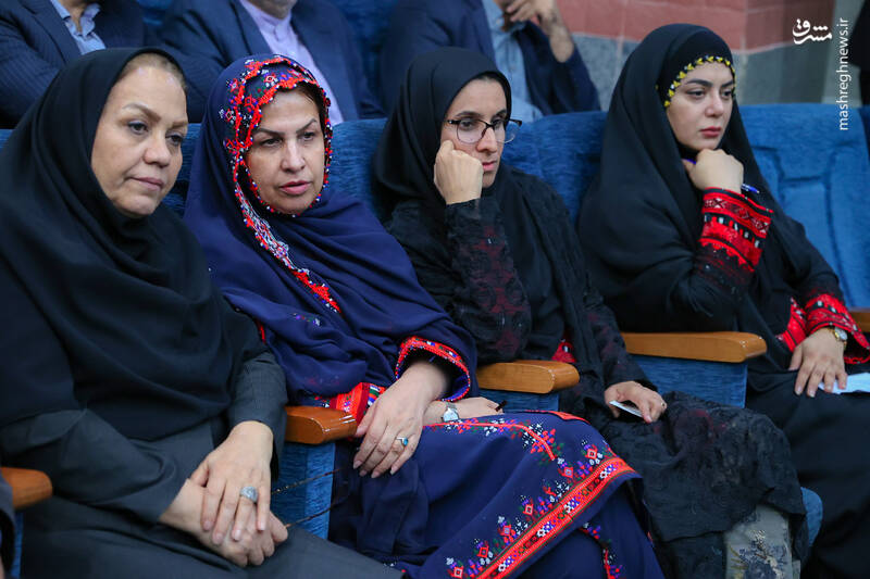 عکس/ نشست پزشکیان با فرهیختگان و نخبگان سیستان و بلوچستان