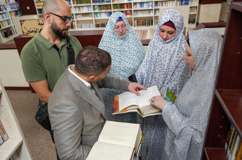  بازدید یک هیئت روسی از گنجینه ارزشمند آستان مقدس علوی 