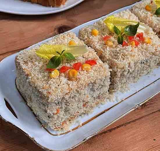 طرز تهیه کیک مرغ خیلی خوشمزه