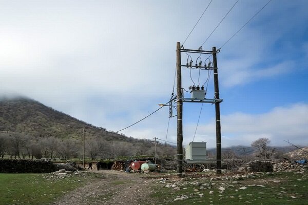 بهره‌مندی ۹۳۳ روستای استان یزد از نعمت برق