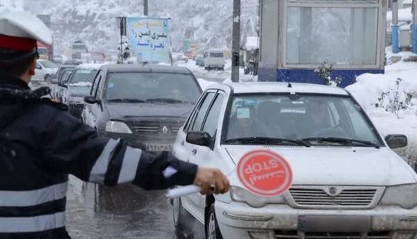 تردد خودروهای بدون زنجیرچرخ در جاده‌های شمال ممنوع