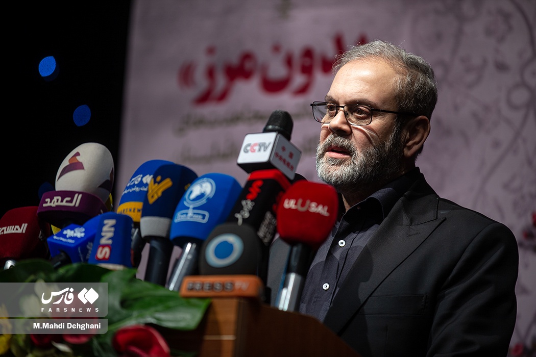آیین رونمایی از کتاب «عایده» و تکریم رزمندگان حزب‌الله لبنان