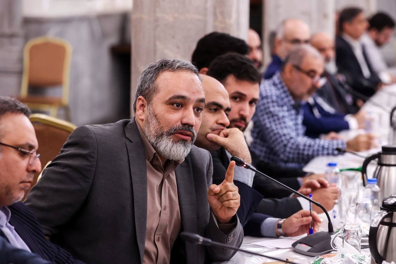 نشست صمیمانه جمعی از مدیران رسانه‌های کشور با محمدباقر قالیباف 