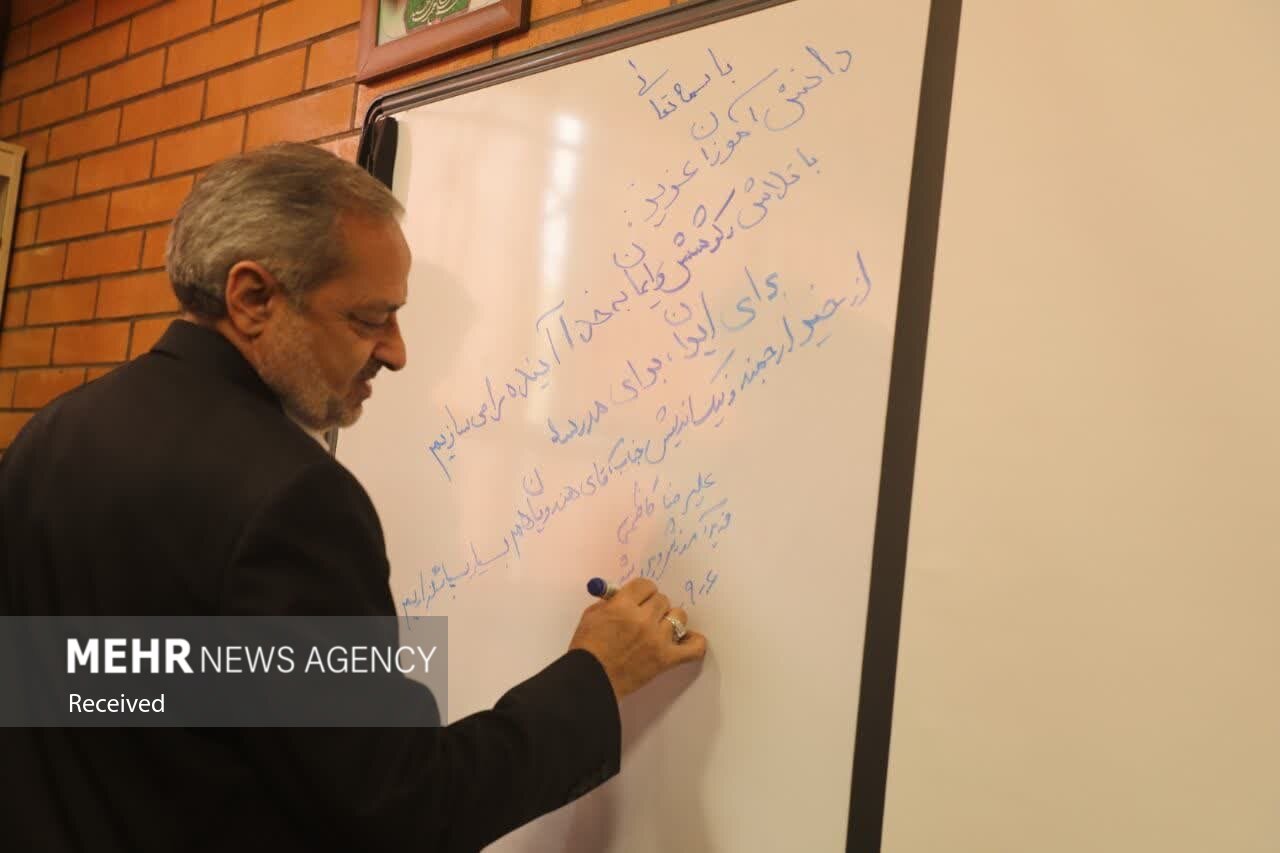 افتتاح مدرسه خیّرساز در قم با حضور وزیر آموزش‌‌وپرورش