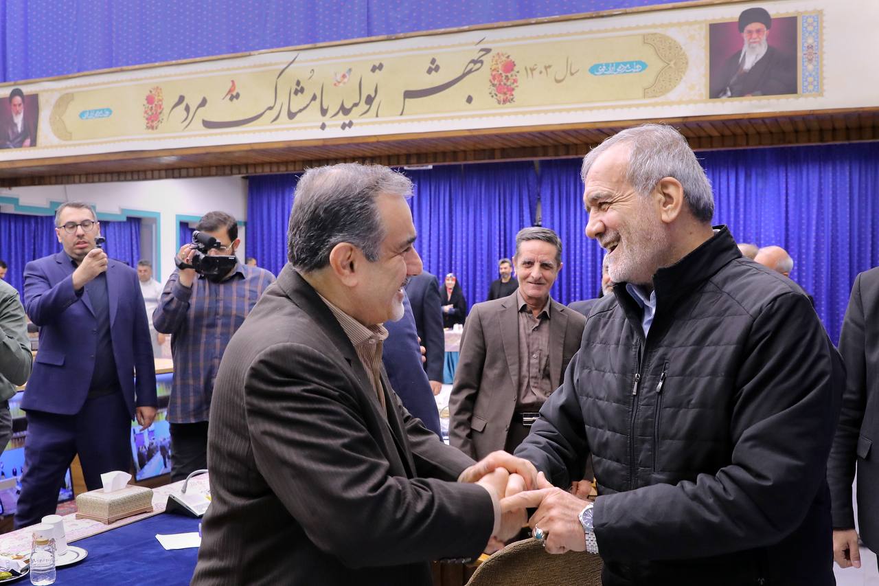 دیدار رییس جمهور با اعضای شورای مرکزی خانه احزاب 