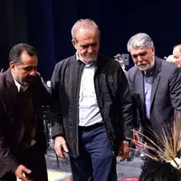 رئیس جمهور به تماشای کنسرت «منظومه سیمرغ» نشست