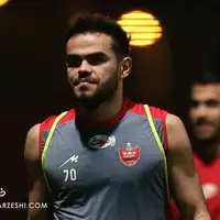 پرسپولیسی‌ها نگران تکرار اتفاق تلخ در مورد اورونوف