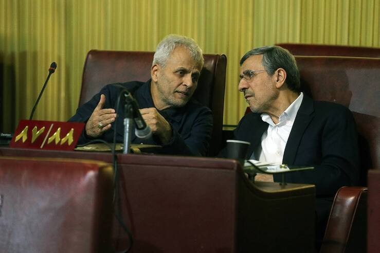 حضور «احمدی نژاد» در جلسه مجمع تشخیص مصلحت نظام 