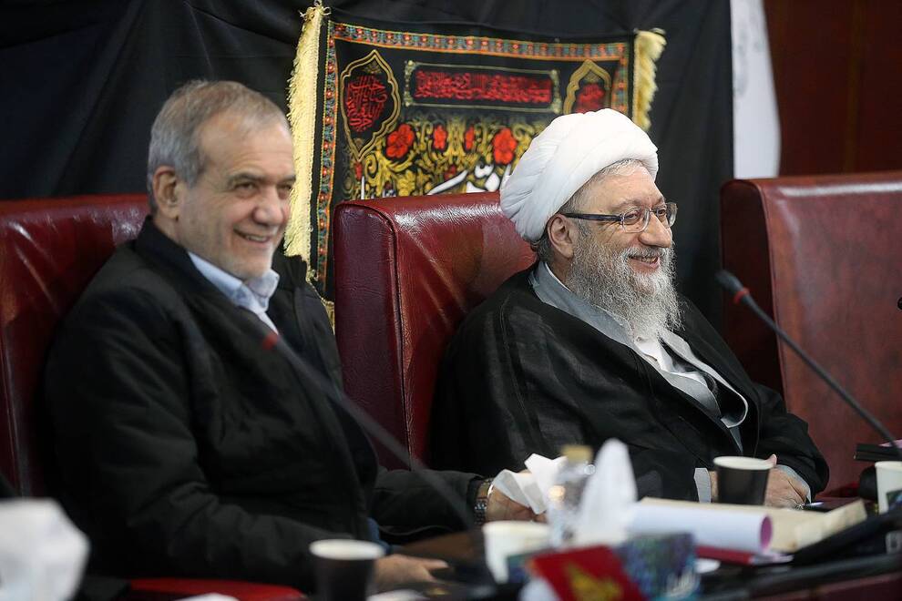 عکس/ جلسه مجمع تشخیص مصلحت نظام با حضور پزشکیان، احمدی‌نژاد و جلیلی