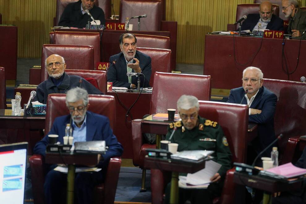 عکس/ جلسه مجمع تشخیص مصلحت نظام با حضور پزشکیان، احمدی‌نژاد و جلیلی