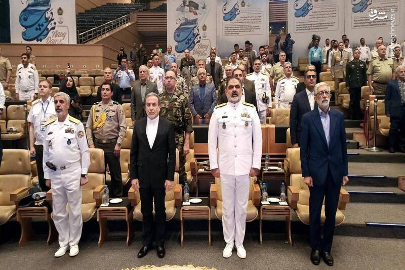 عکس/ حضور عراقچی در بزرگداشت روز نیروی دریایی ارتش