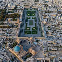 نمایی زیبا از میدان نقش جهان و مسجد جامع عباسی 