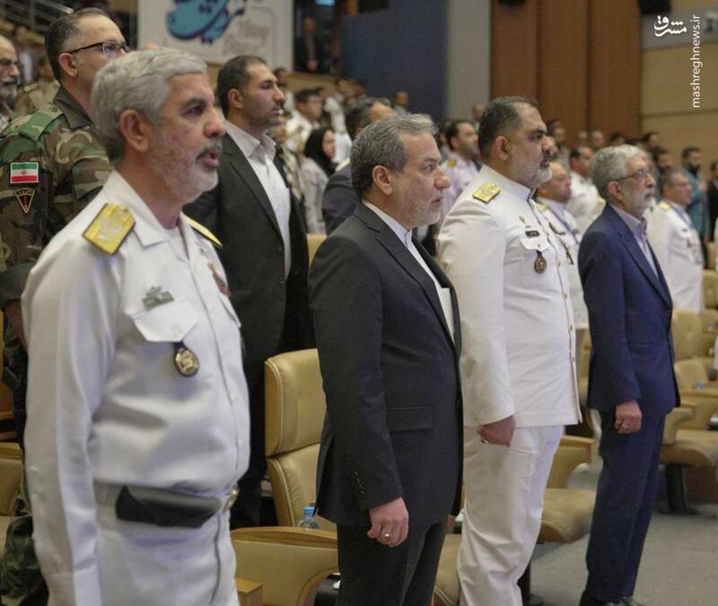 عکس/ حضور عراقچی در بزرگداشت روز نیروی دریایی ارتش