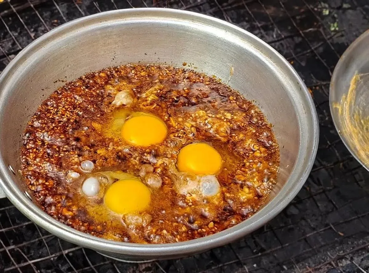 صبحانه ترکی دوشاب یومورتا خوردین