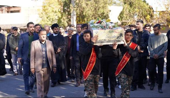 استقبال دانشجویان سمنانی از شهید گمنام