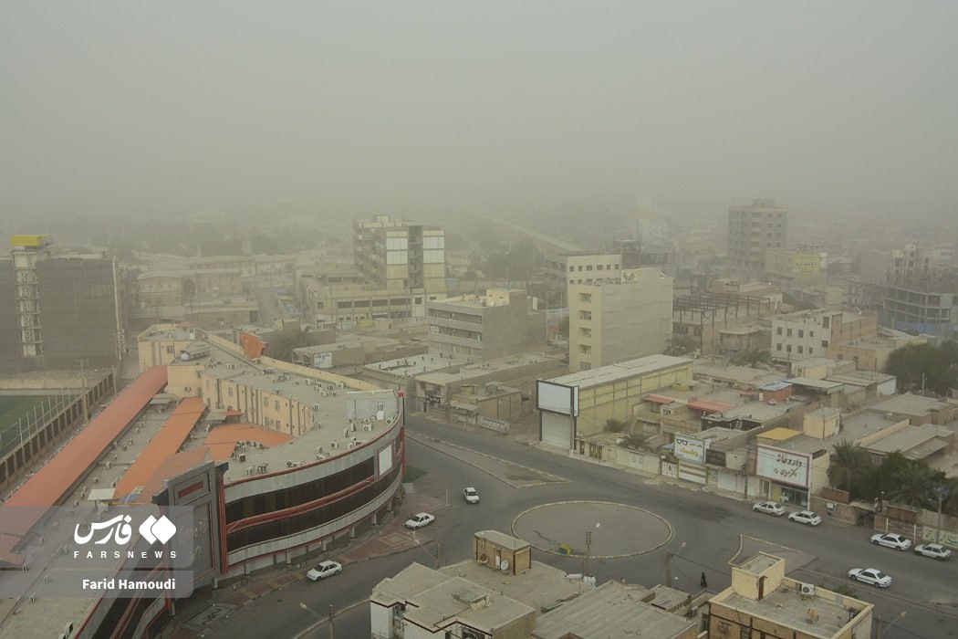 آبادان و خرمشهر در غبار 