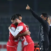 فرهاد مجیدی مسیر را به ستاره پرسپولیس نشان داد!