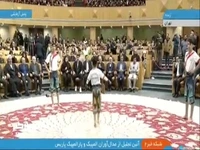 حرکت نمایشی باستانی‌کار خردسال که با تشویق رئیس‌جمهور همراه شد 