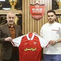 تمدید اوستون اورونوف با پرسپولیس!