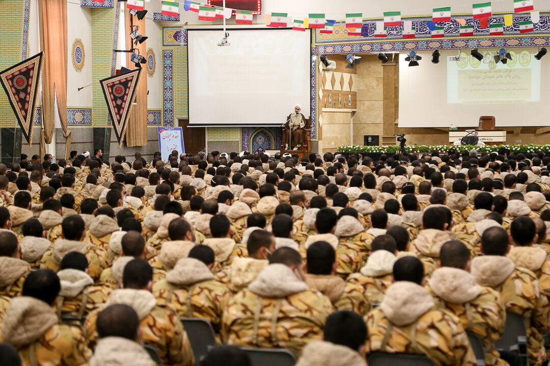 مراسم یادبود مادر شهیدان «جوادنیا» در قزوین برگزار شد