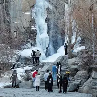 انجماد آبشار گنجنامه در همدان