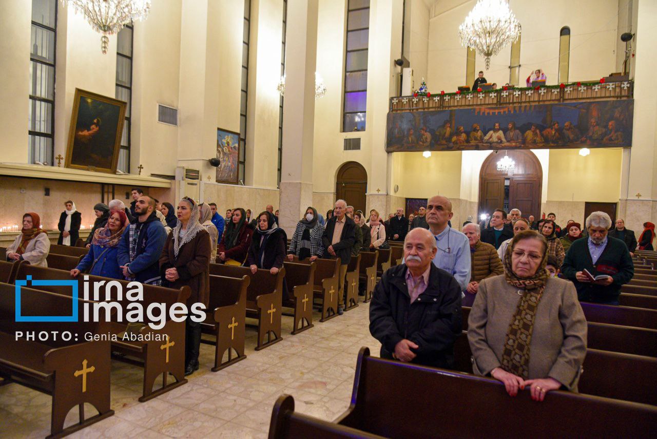 عکس/ مراسم آغاز سال نو میلادی در کلیسای سرکیس مقدس تهران