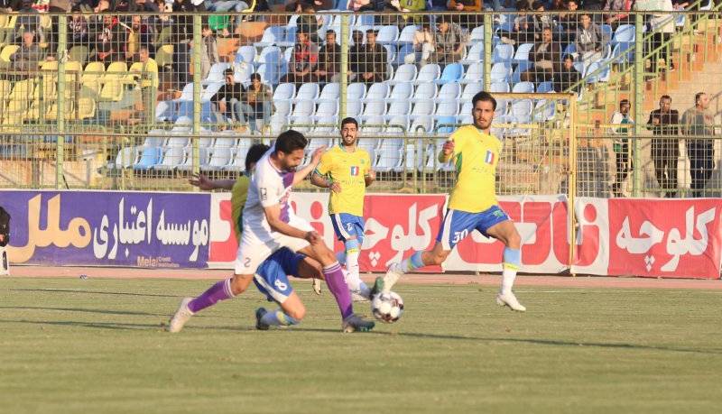 جنگ جنجالی و بدون برنده بالانشین‌ها