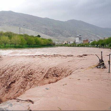 ۸۰ نقطه سیل‌خیز در اردستان شناسایی شد