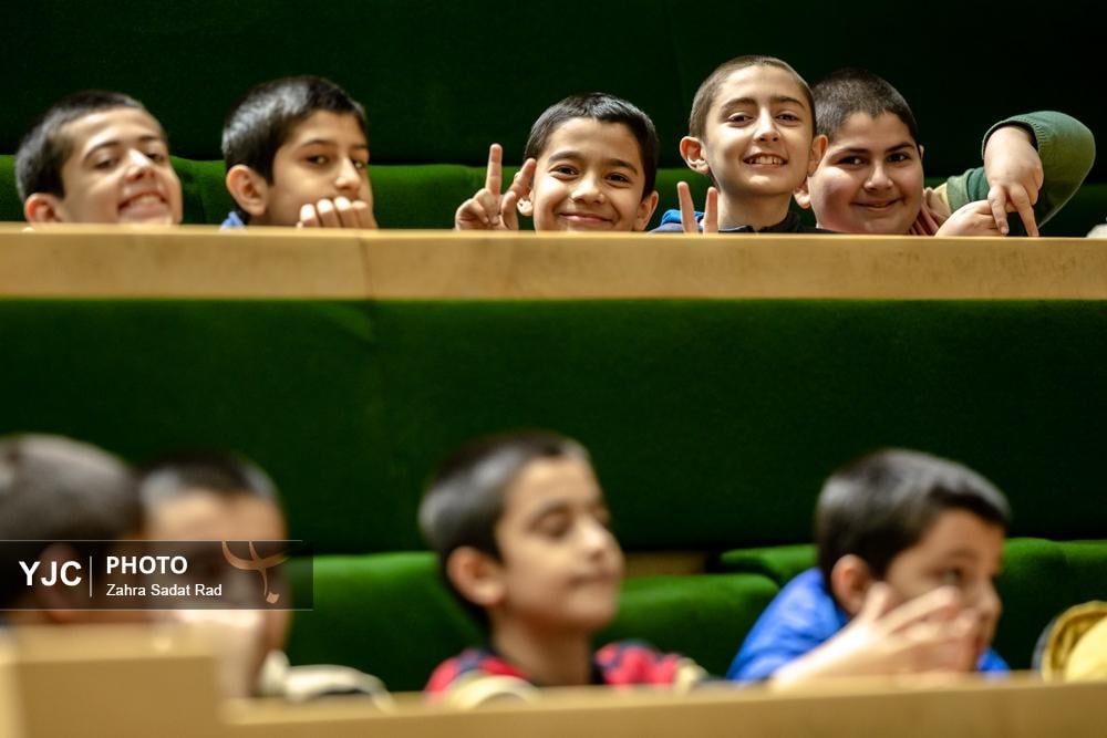 حضور کودکان در جلسه امروز مجلس شورای اسلامی