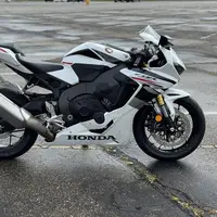 بررسی فنی هوندا CBR1000RR مدل 2025؛ پرقدرت و با صلابت!