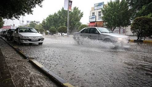 بارش برف و باران در ۲۳ استان؛ احتمال آبگرفتگی معابر