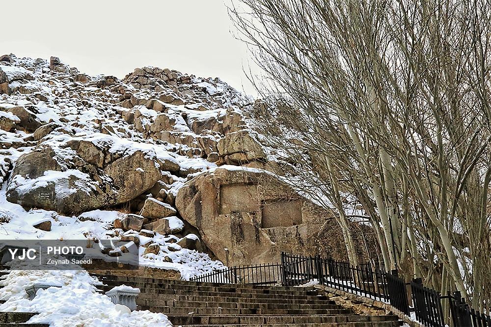 عکس/ طبیعت زمستانی آبشار گنجنامه همدان