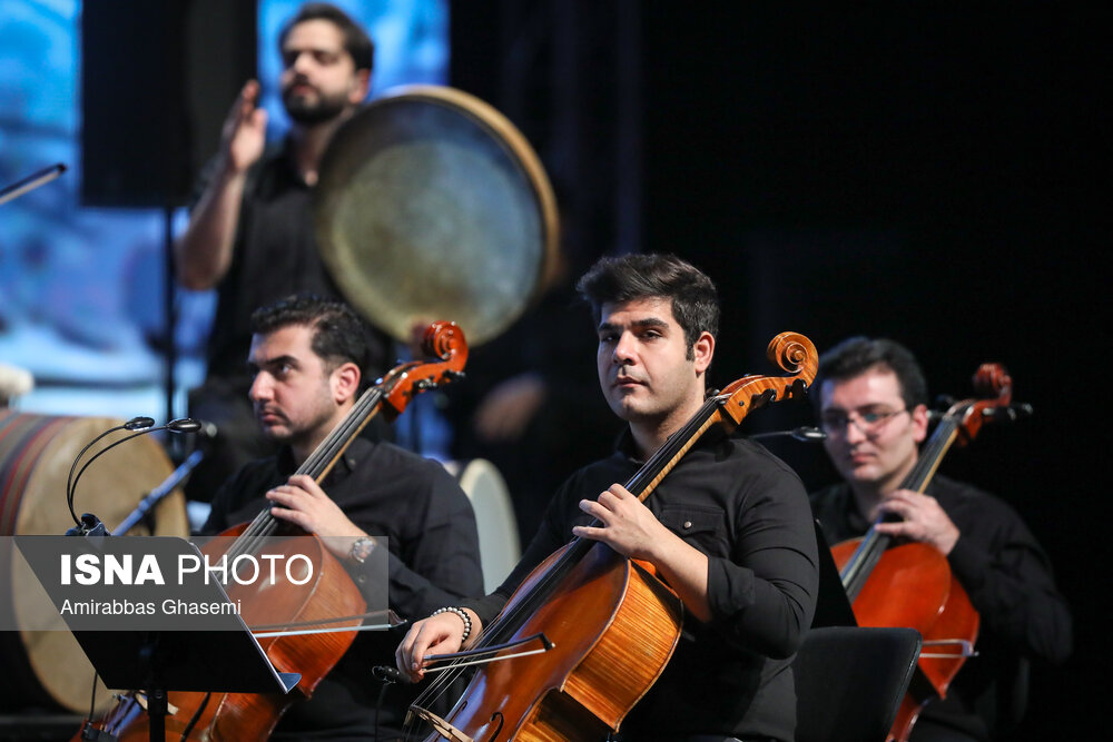 کنسرت «آتش زنده» گروه کامکارها