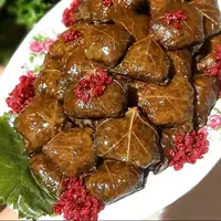 طرز تهیه دلمه برگ مو با چاشنی رب انار