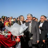 عکس/ افتتاح کتابخانه روستای سیدآباد با حضور وزیر فرهنگ!