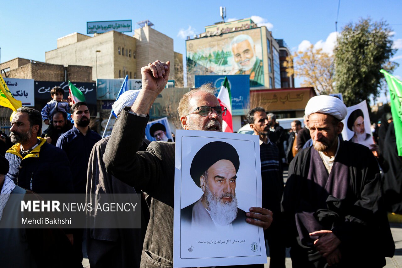 عکس/ راهپیمایی «جمعه نصر» در قم