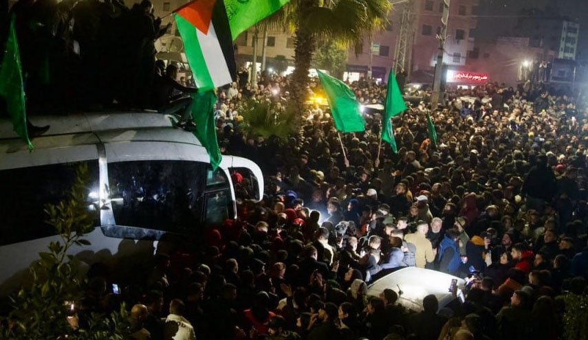 جشن و شادی در غرب رام‌الله به دنبال آزادی اسرای فلسطینی