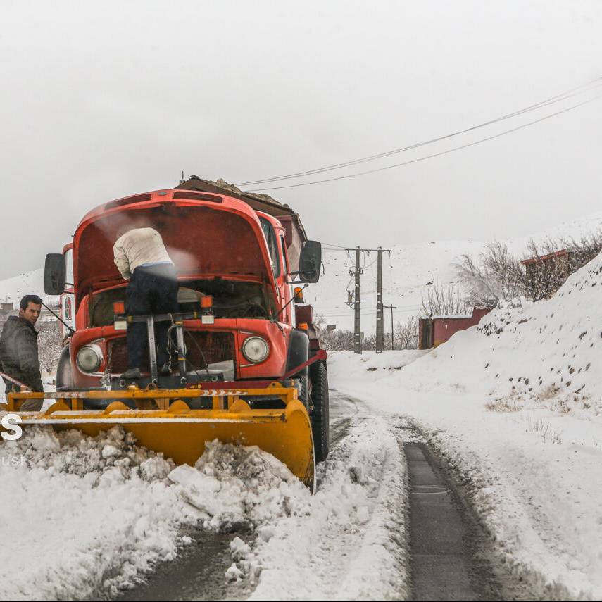 راه ارتباطی ۵۰ روستای آذربایجان‌شرقی در حال بازگشایی است