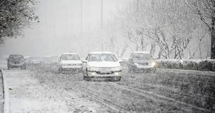 بارش زیبای برف در همدان